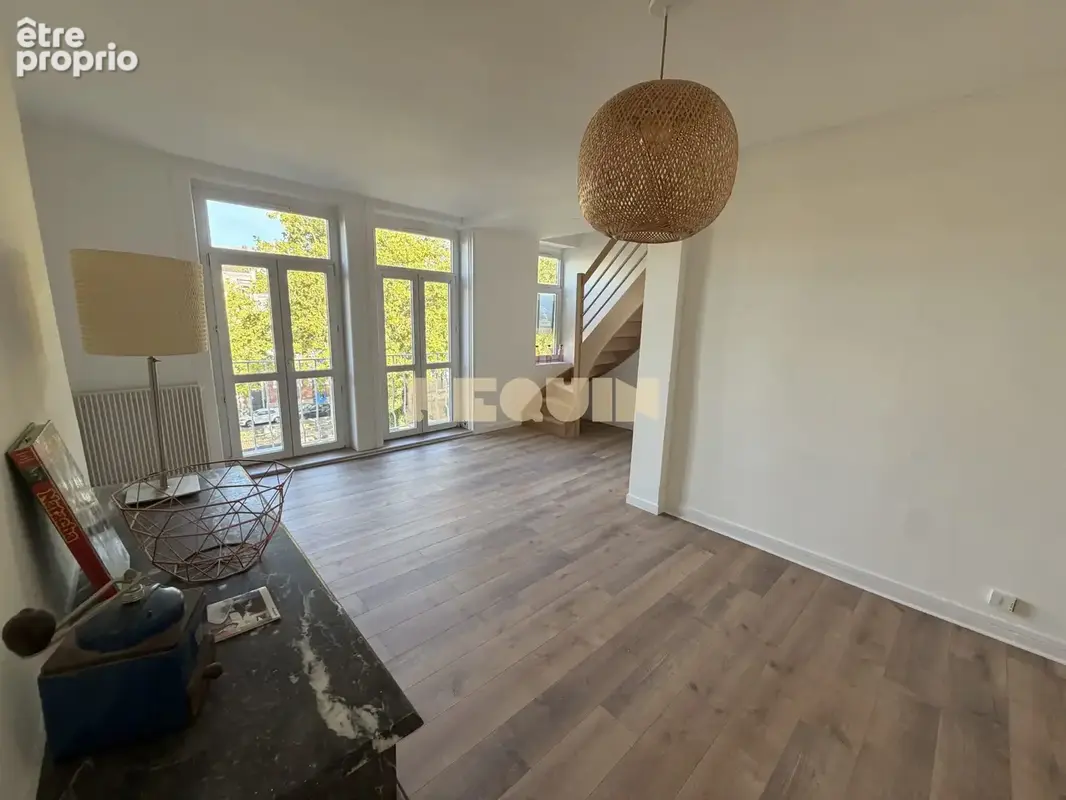 Appartement 3 pièces 81 m² à vendre à La Madeleine (59110) - photo 7