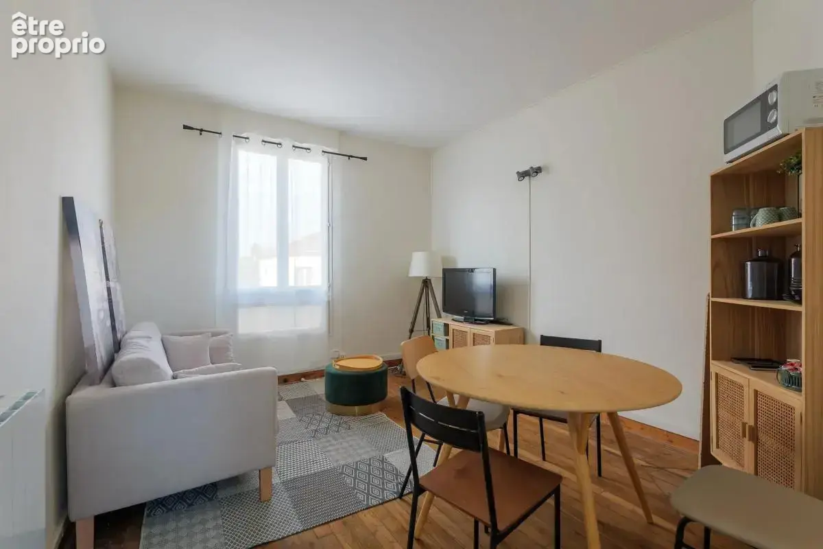 Appartement F3 - 47 m2 - Sevran - proche du RER - photo 3