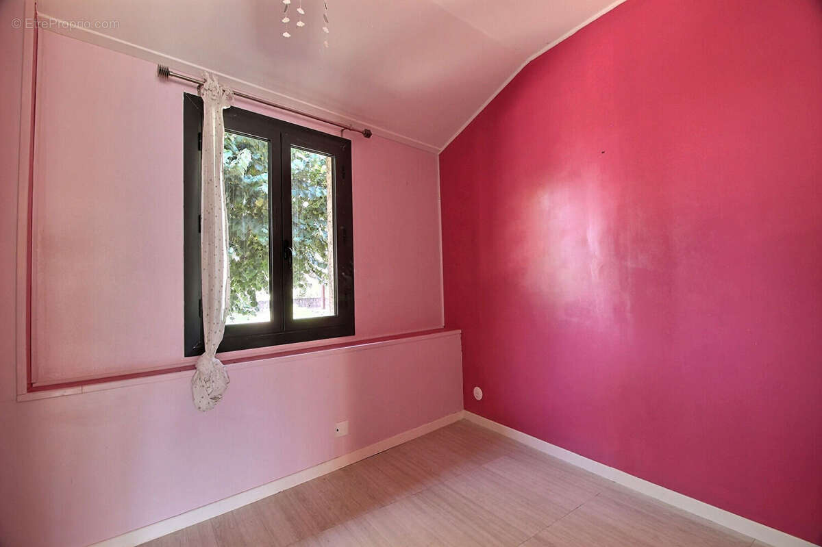 Maison 140m² à saint-georges-sur-allier - photo 14