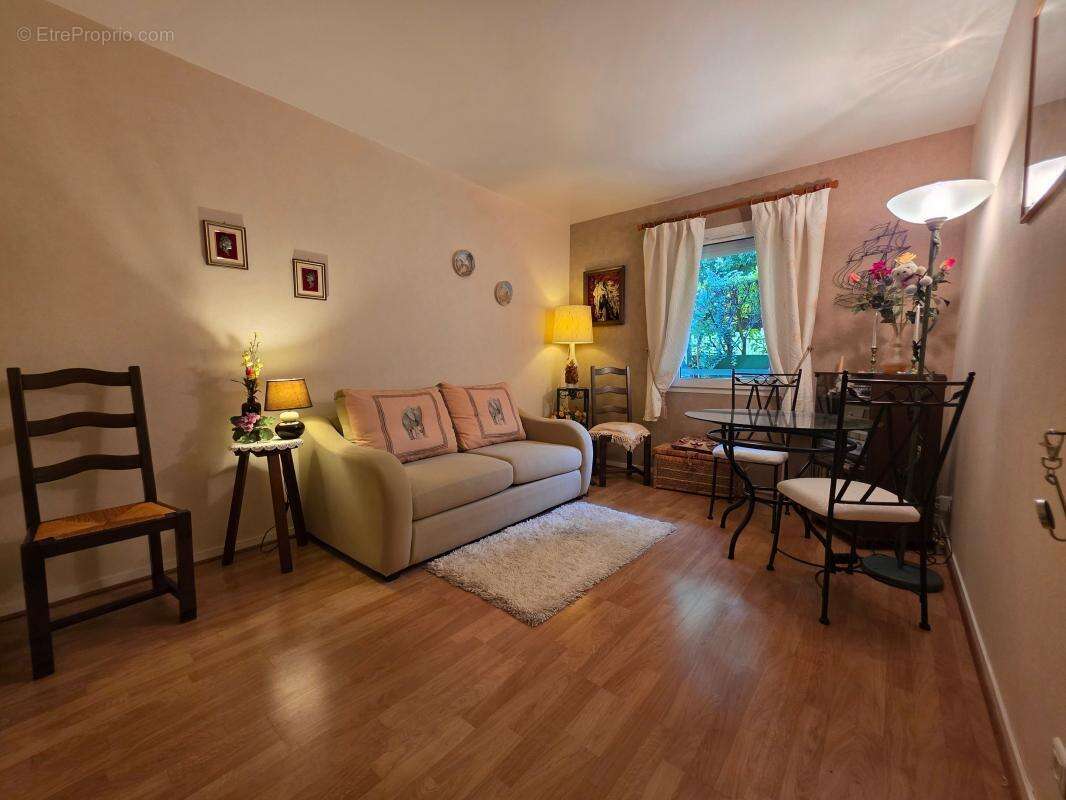 Appartement à ARPAJON