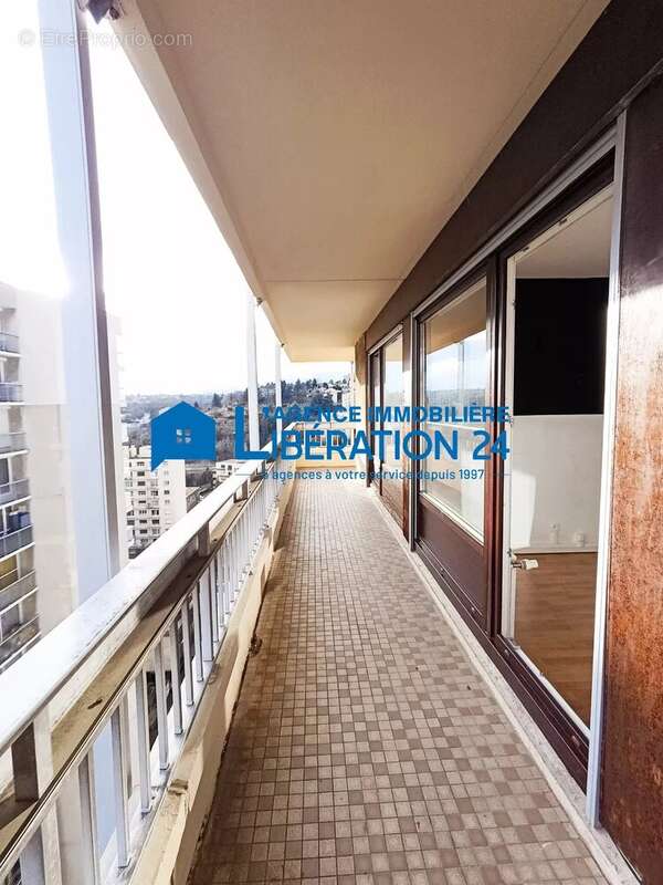 Appartement à SAINT-ETIENNE