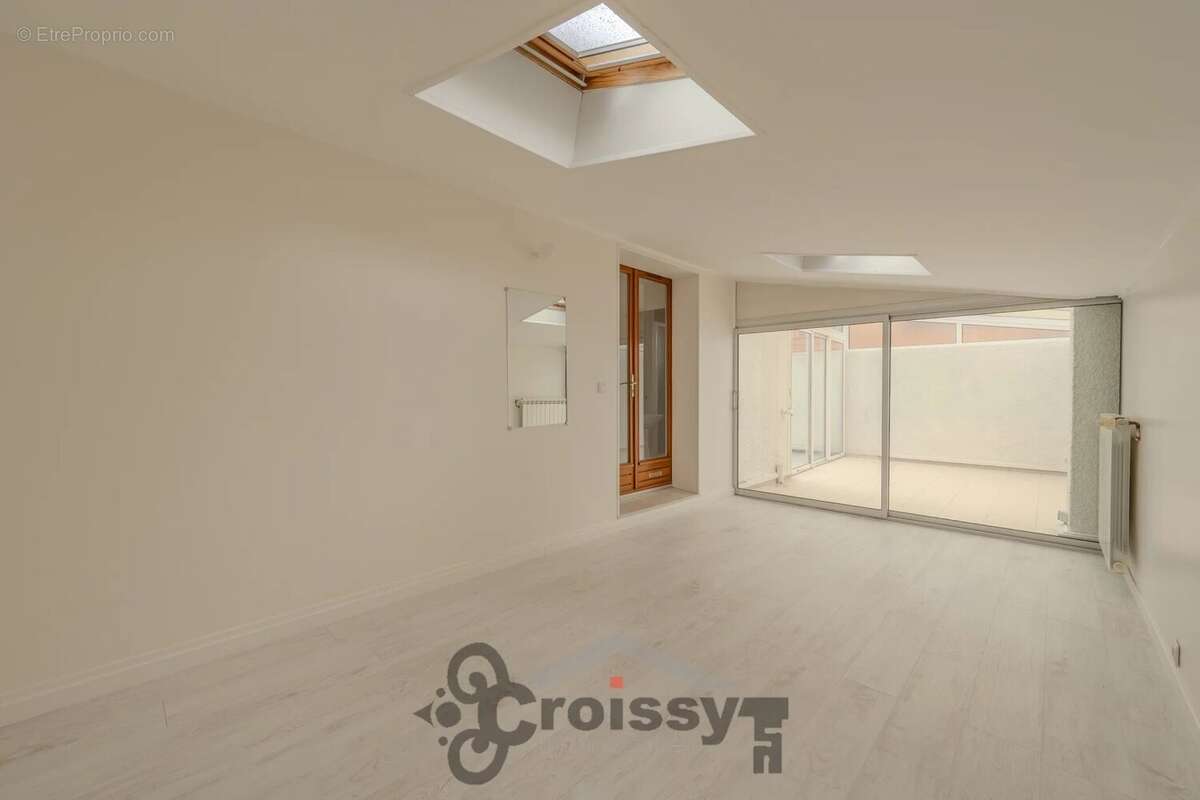 Maison à CROISSY-SUR-SEINE