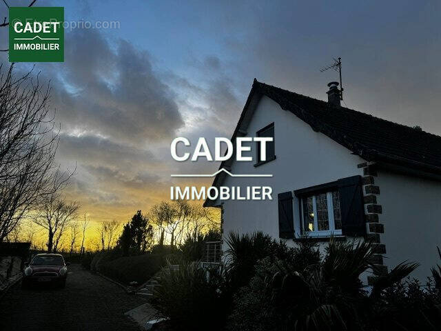 Maison à SAINT-PAIR-SUR-MER