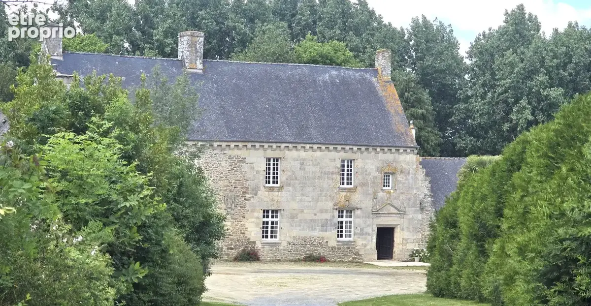 Maison à SAINT-MELOIR-DES-BOIS