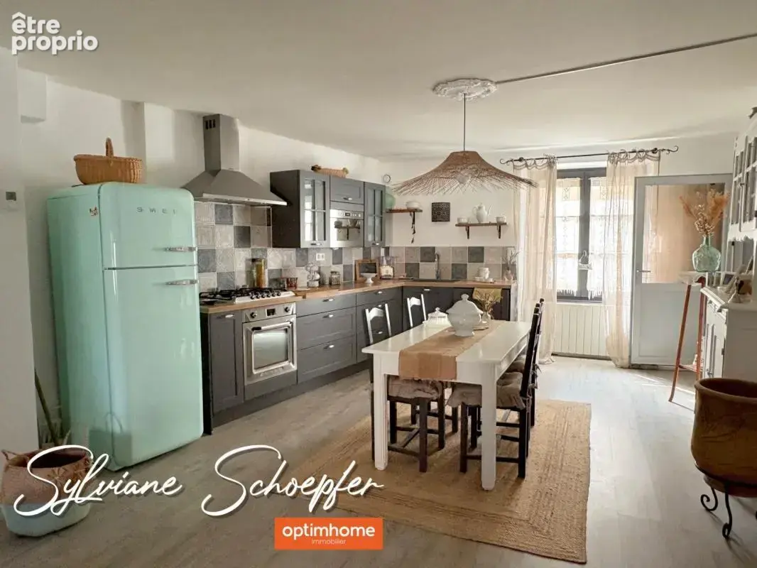 Maison de ville pleine de charme avec grand extérieur et garage, à 3 km de Grignan - photo 8