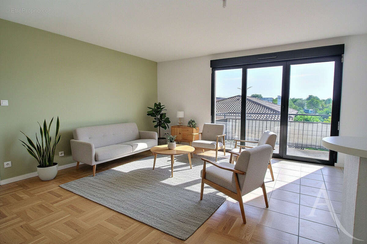 Appartement  3 pièce(s) Balcon  et parking - photo 3