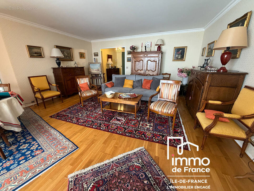 Appartement à LE CHESNAY