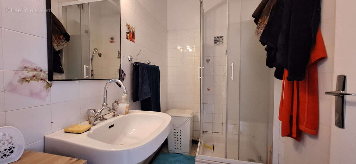 Appartement à SORGUES