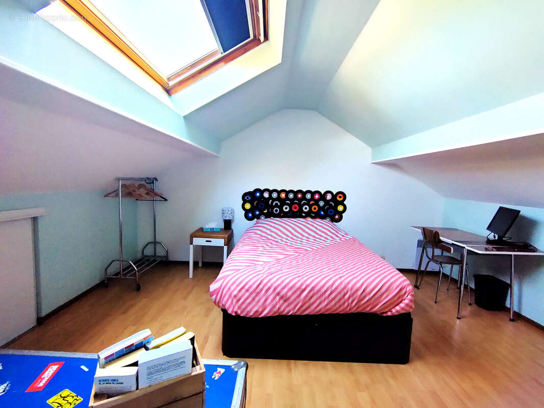 Appartement à SAINT-REMY-LES-CHEVREUSE