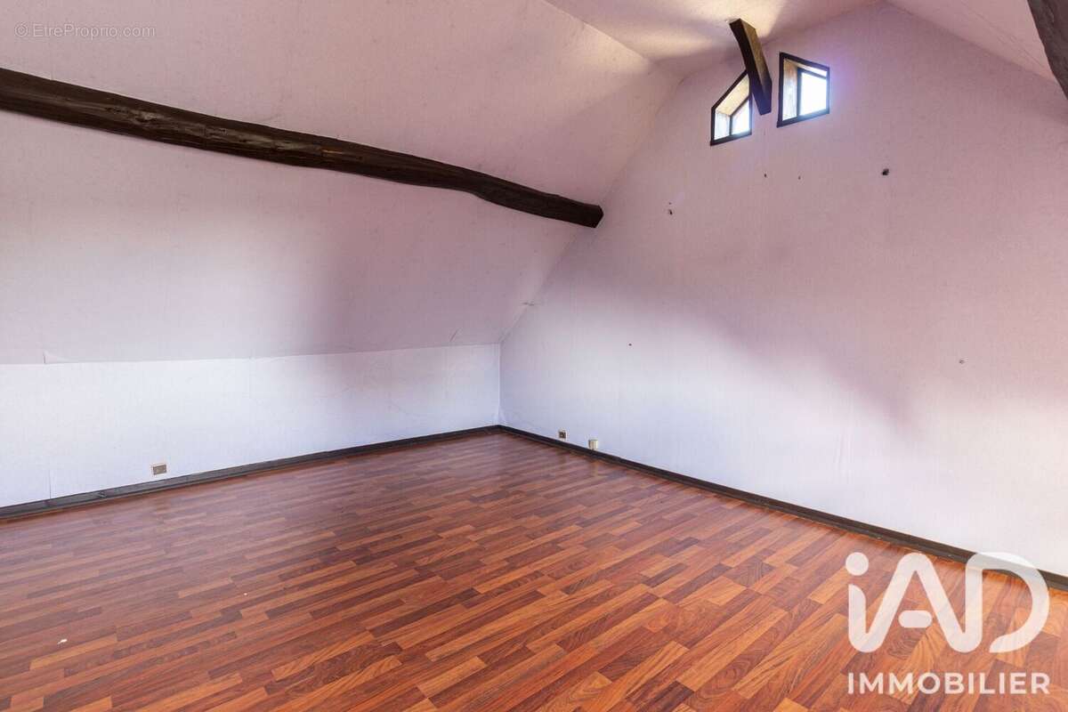 Maison 80 m² à La Ferriere-Sur-Risle  - photo 6