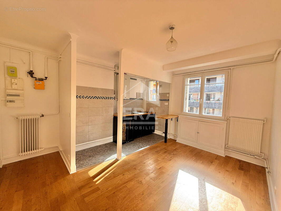 Appartement à PARIS-12E