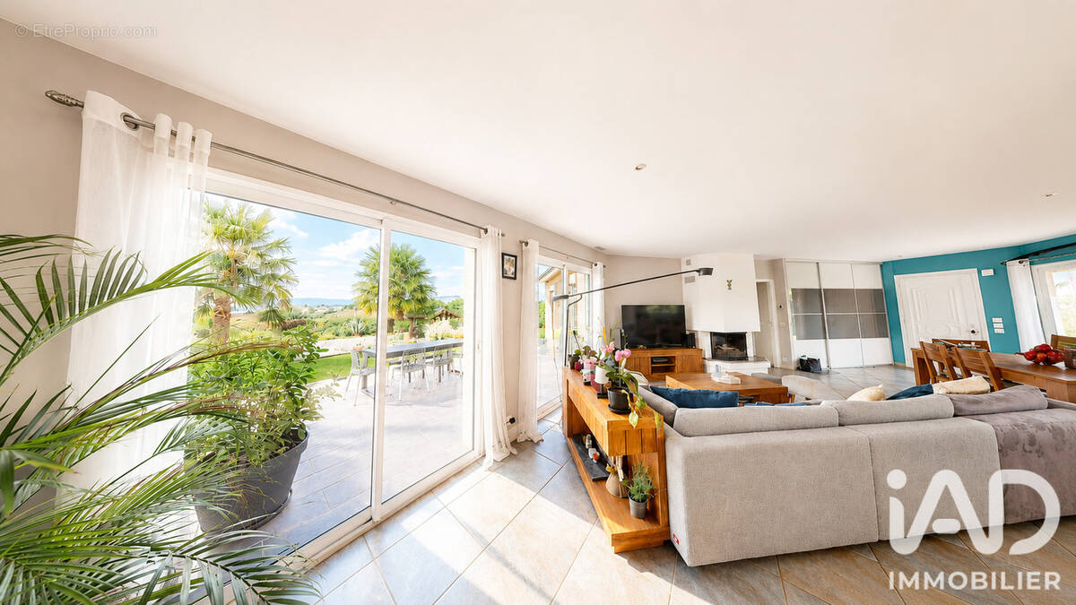 Photo 1 - Maison à MORLAAS
