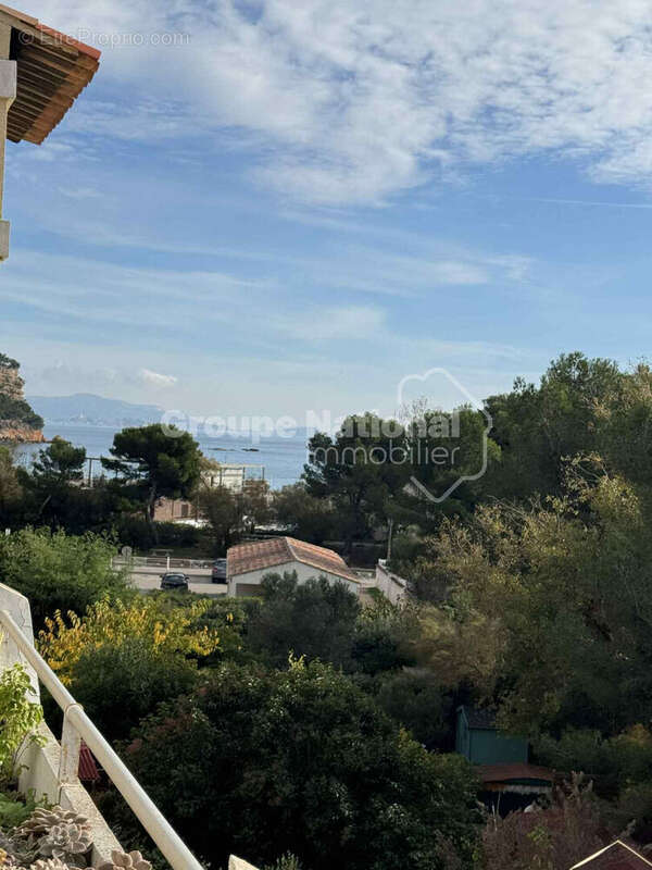 Appartement à CARRY-LE-ROUET