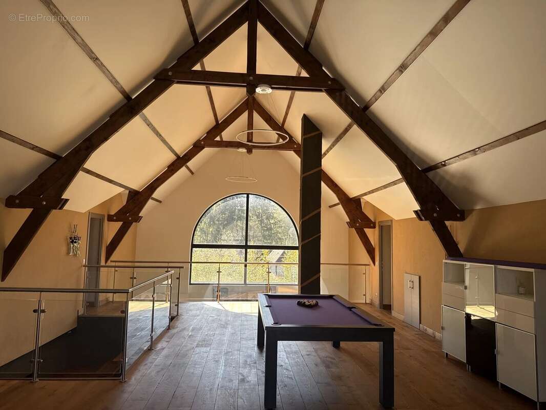 Maison à POIGNY-LA-FORET