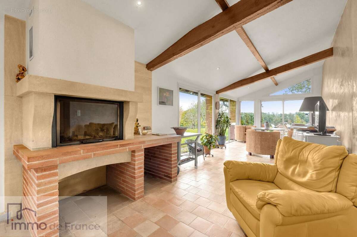 Maison à FLOURENS