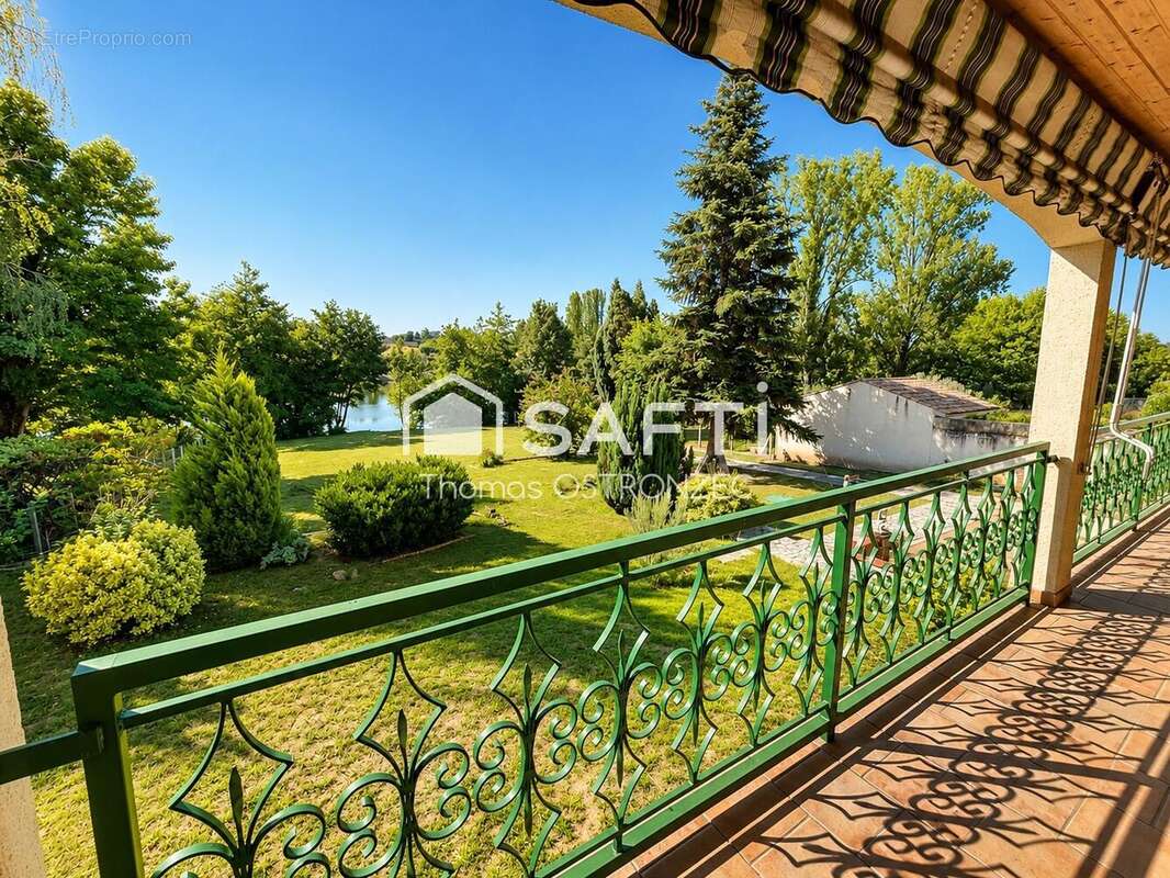 Maison 125 m² à Sainte-Livrade-Sur-Lot  - photo 4