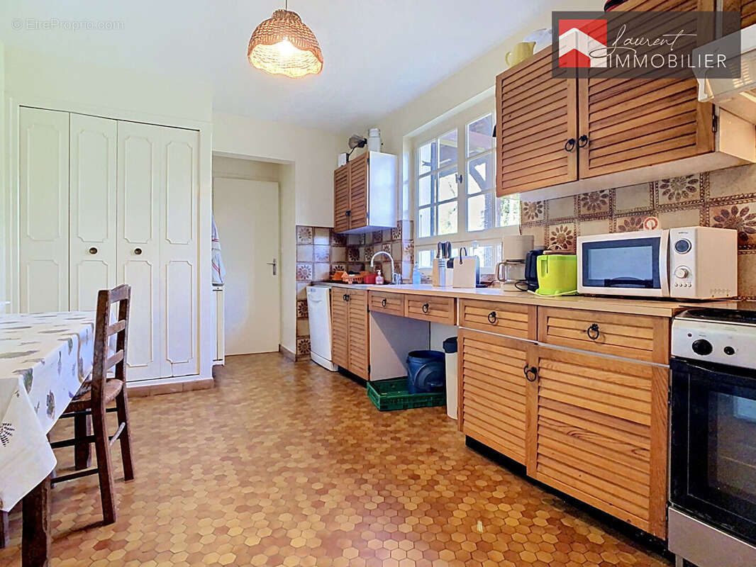 EXCLUSIVITE: Propriété familiale de charme à LACROST - photo 10