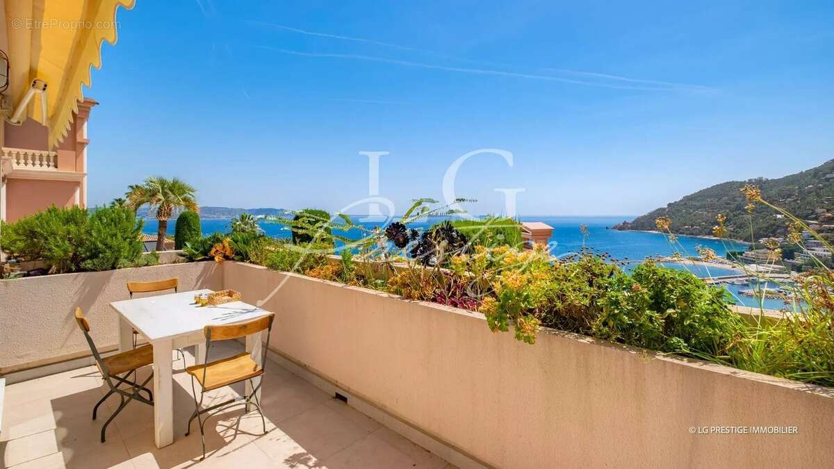 Appartement à THEOULE-SUR-MER