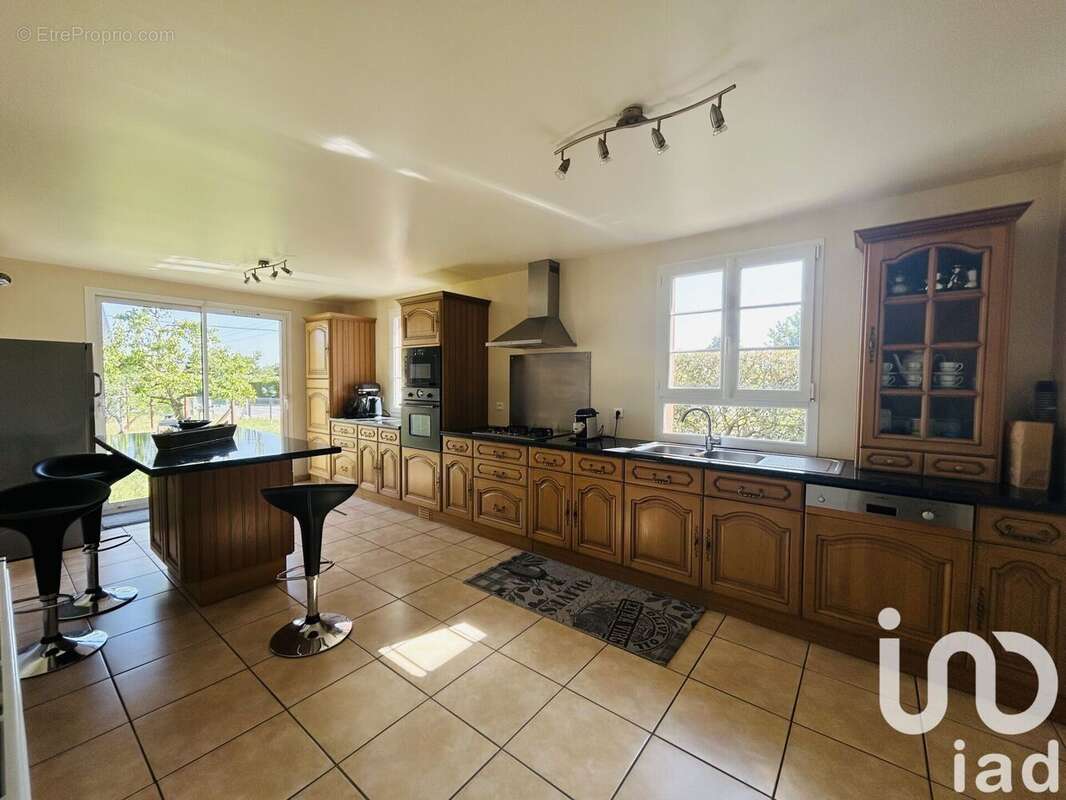 Maison 256 m² à Bardouville  - photo 7