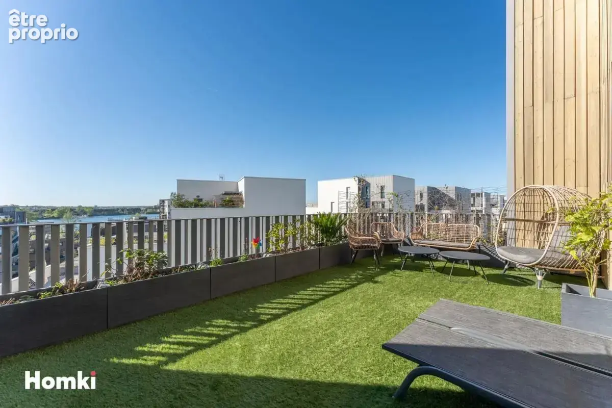 Appartement T5 de 123 m² à Bordeaux 33300, Passage de la Jalle - photo 1
