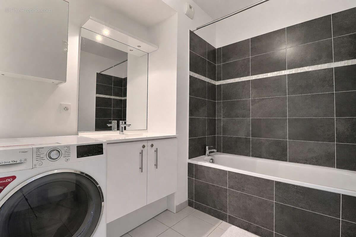 Appartement à COLOMBES