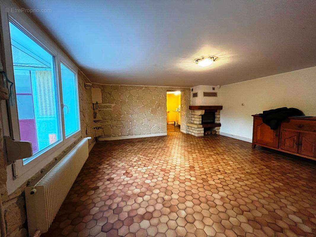 Maison à MARGNY-LES-COMPIEGNE