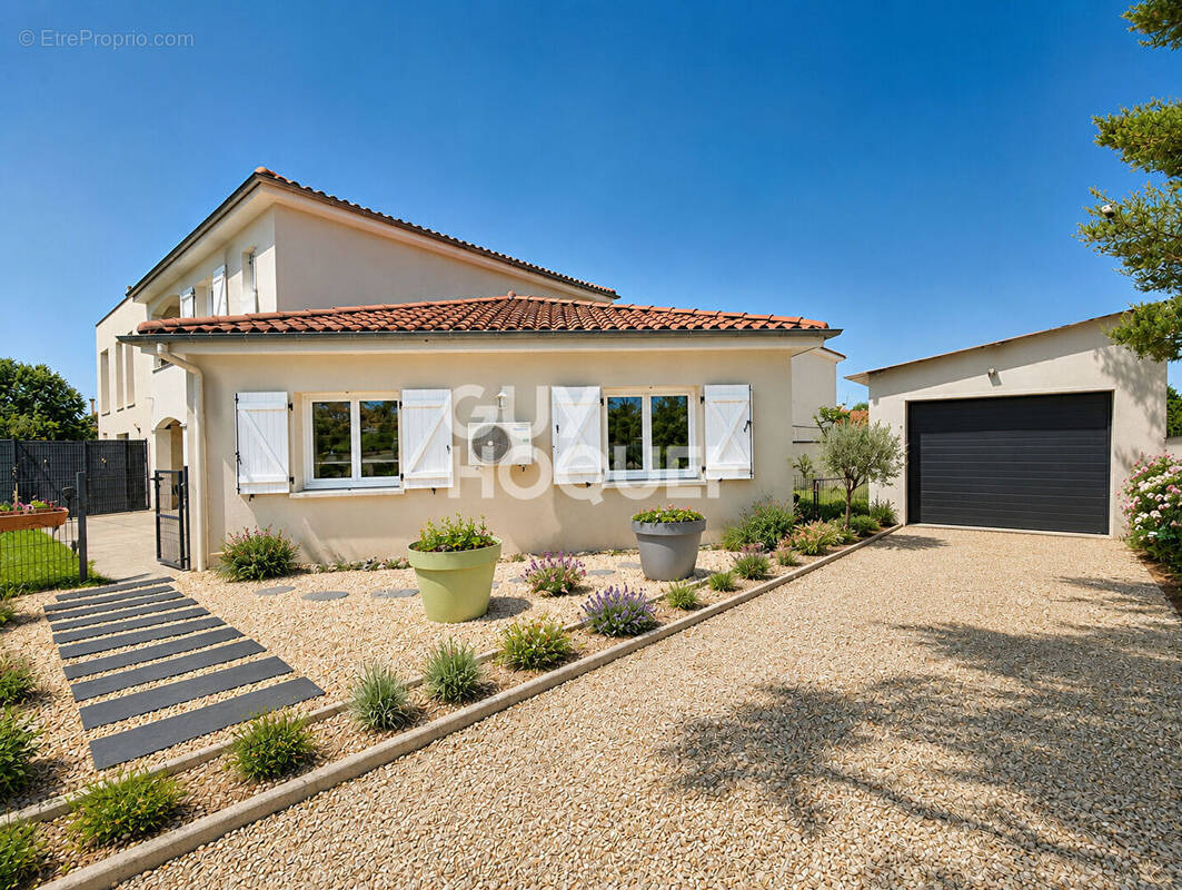 Maison à CHAMPDIEU