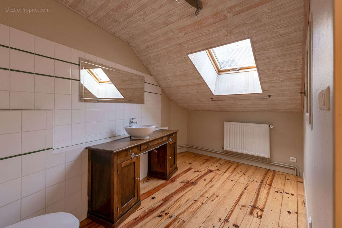 Pour le prix d'un appartement une Maison atypique - 140 m² - Emplacement premium proche hyper-centre - photo 15