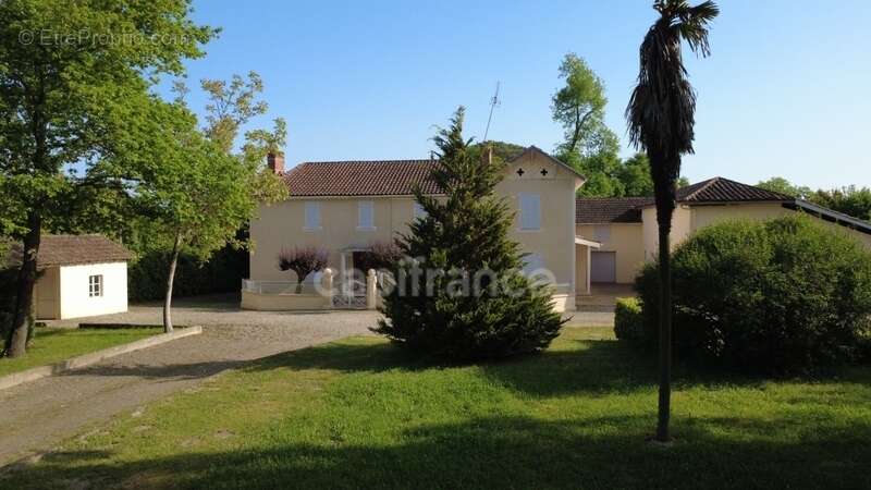 Maison à vendre 8 pièces SAINTE CHRISTIE D'ARMAGNAC (32) - photo 2