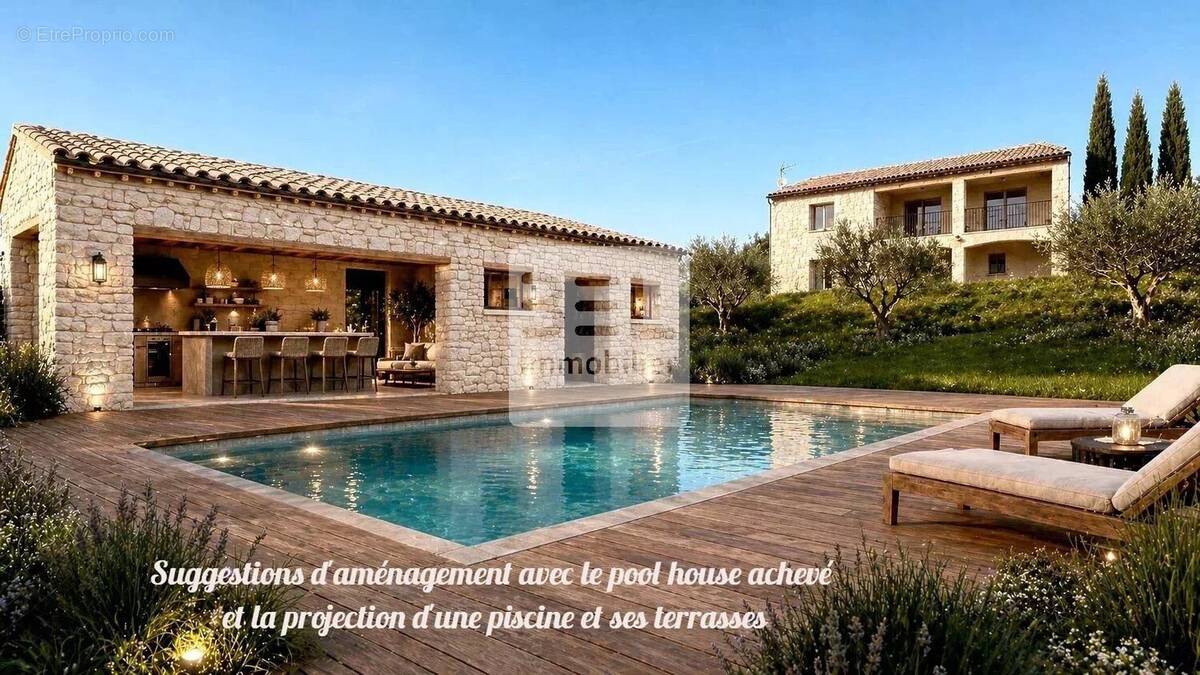 Maison à LA ROQUE-SUR-CEZE
