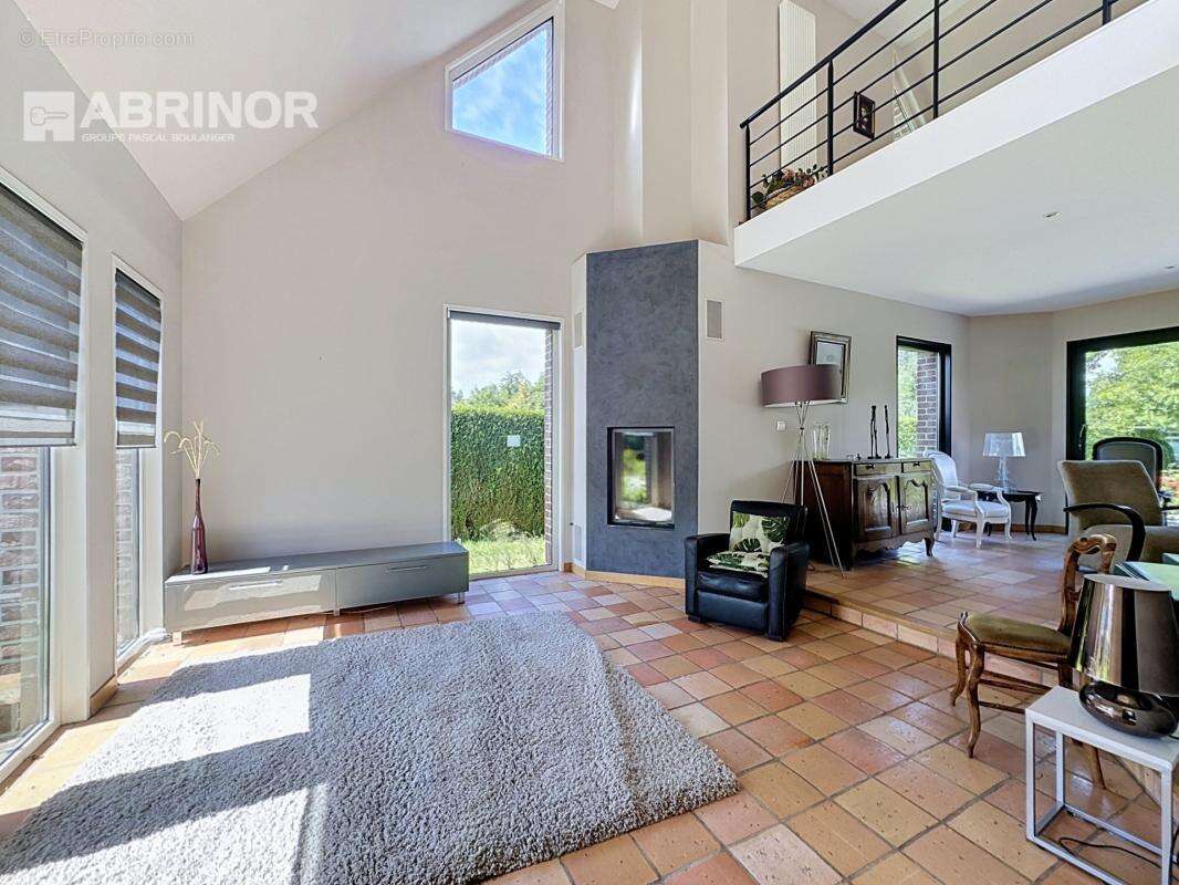 Maison à NOMAIN