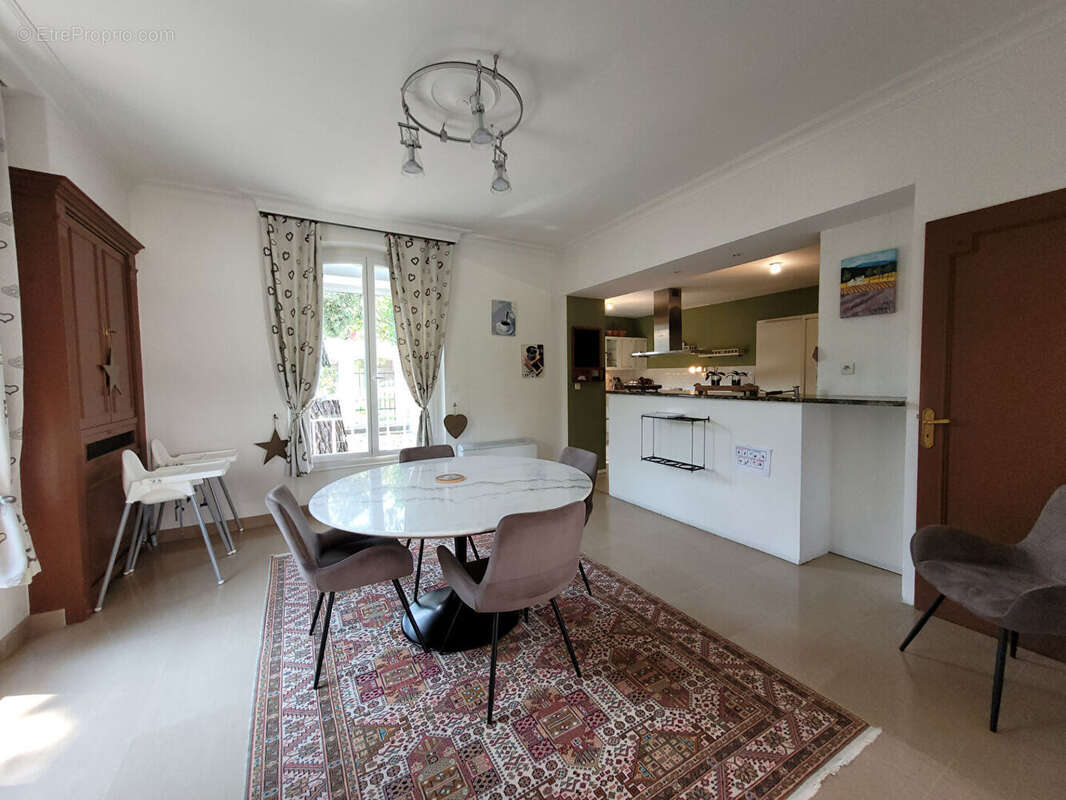 Maison à PIERRELATTE