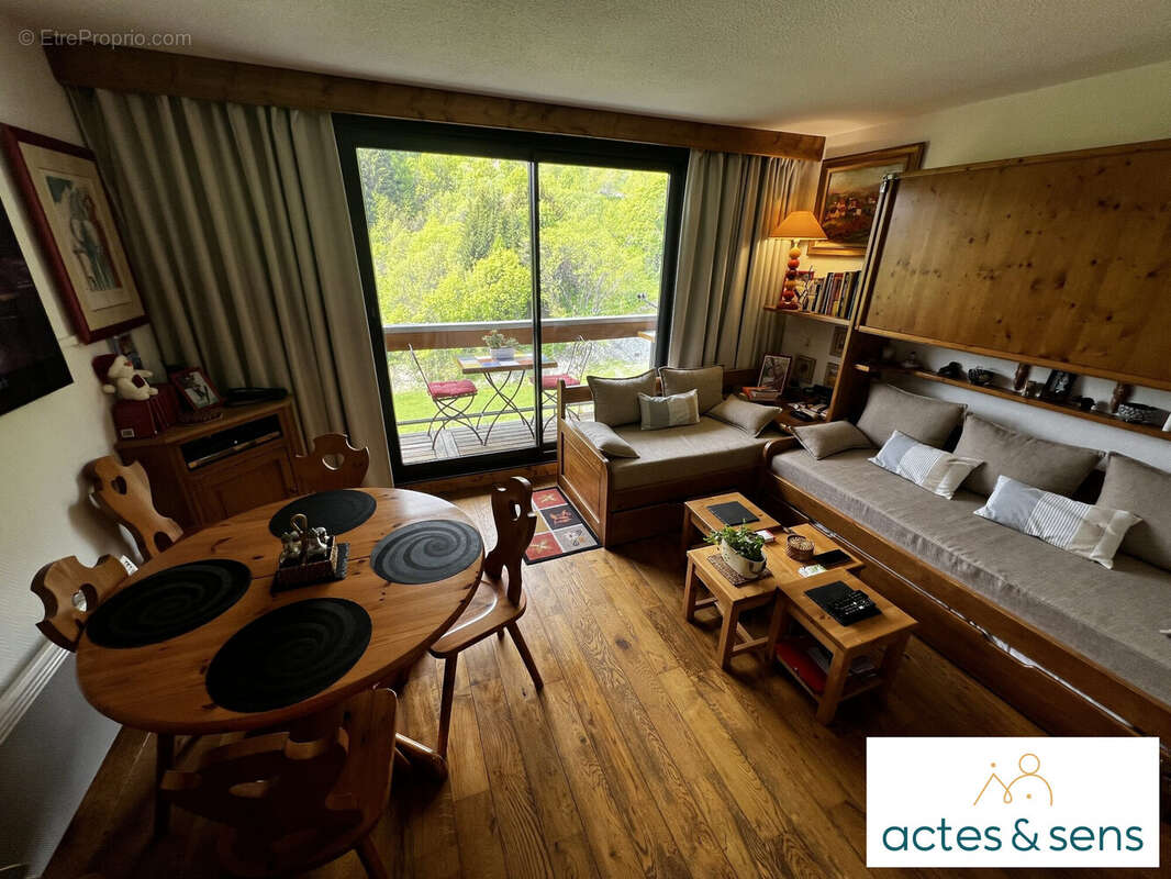 Appartement à LE CHATEL