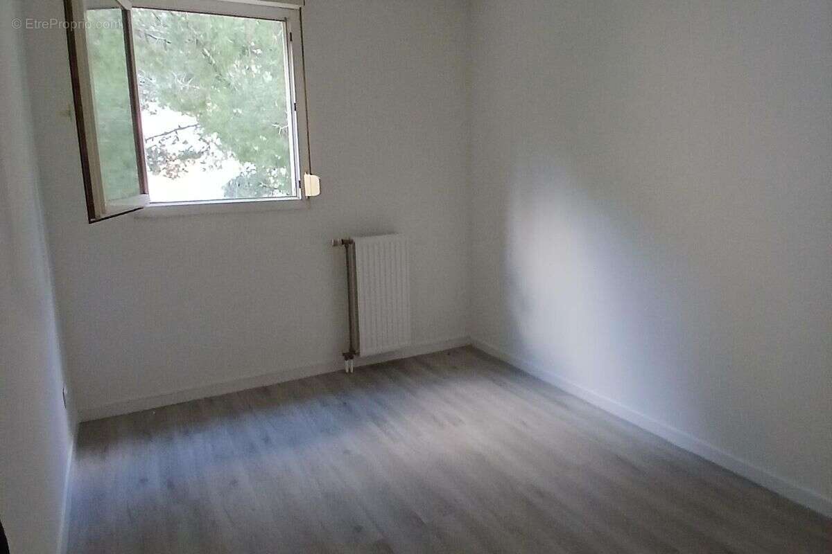 Appartement à MARSEILLE-9E