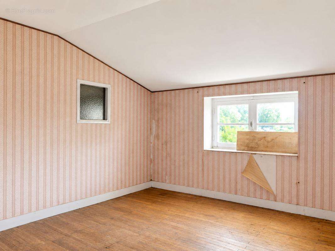Maison à Courcôme à 5 min de la N10 - photo 7