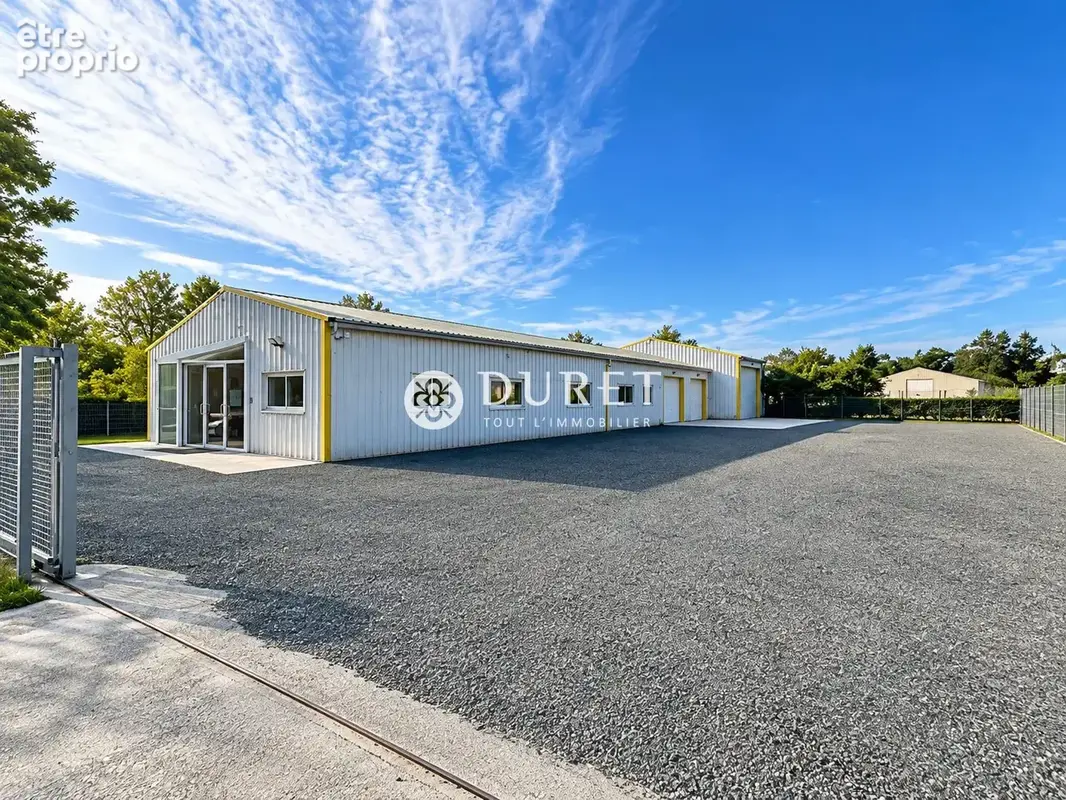Photo Commerce à La Garnache au prix de 374 500€