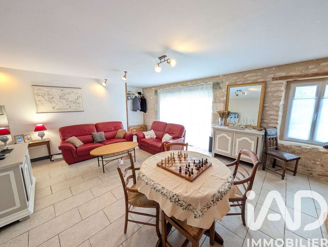 Photo 9 - Maison à CIVAUX