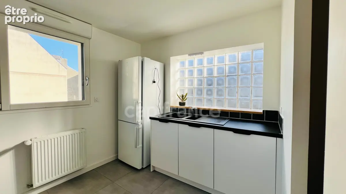 Quimper (29) - Maison centre ville de 75,21 m² habitable - 124 m² utiles - Terrasse - Double garage - photo 10