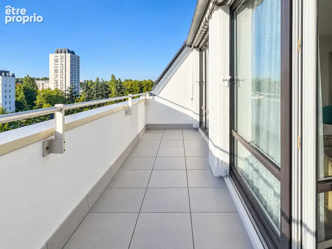 Appartement atypique duplex pour famille ou investisseurs secteur fontaines residentiel - photo 2