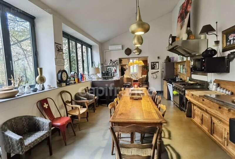 Maison à POUZILHAC