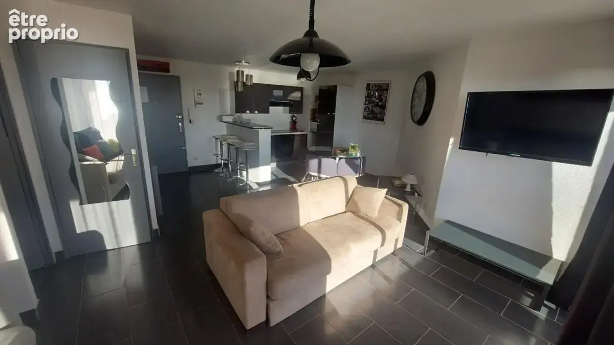 Studio 36 m² avec vue panoramique sur la mer et le port - photo 8