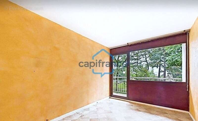 Appartement à VELIZY-VILLACOUBLAY