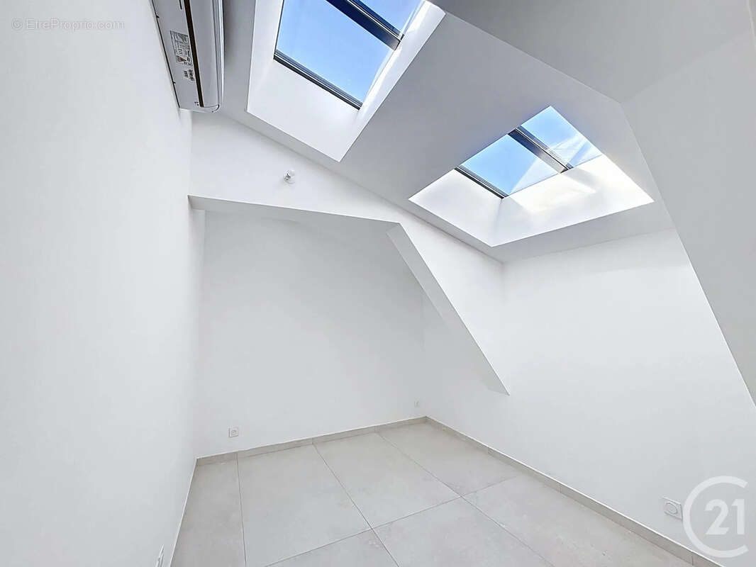 Appartement à SAINTE-FOY-LES-LYON