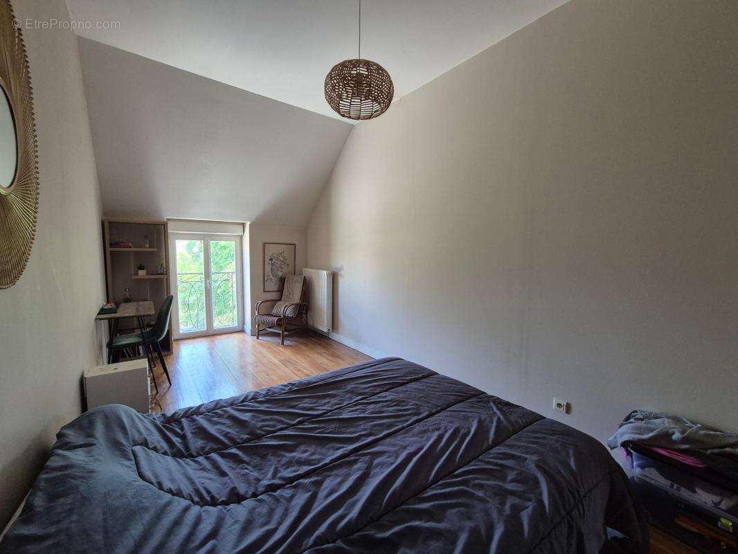 Spacieuse propriété familiale avec appartement indépendant et piscine - photo 12