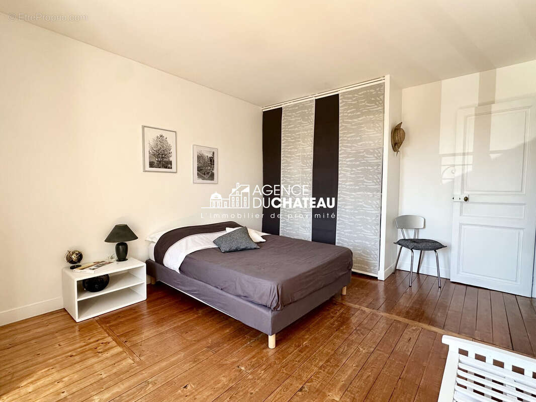 Maison 125 m² à Nandy  - photo 9