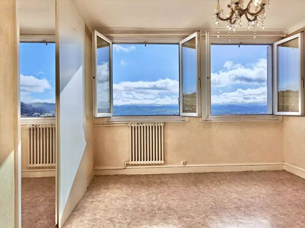 Appartement à AURILLAC