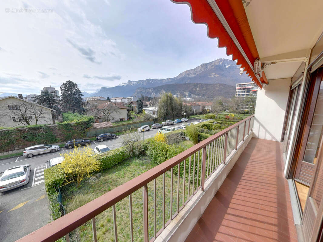 Appartement à ECHIROLLES