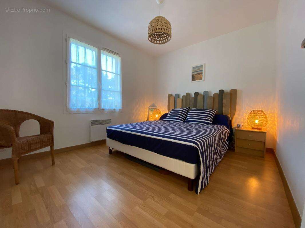 Maison à LES MATHES