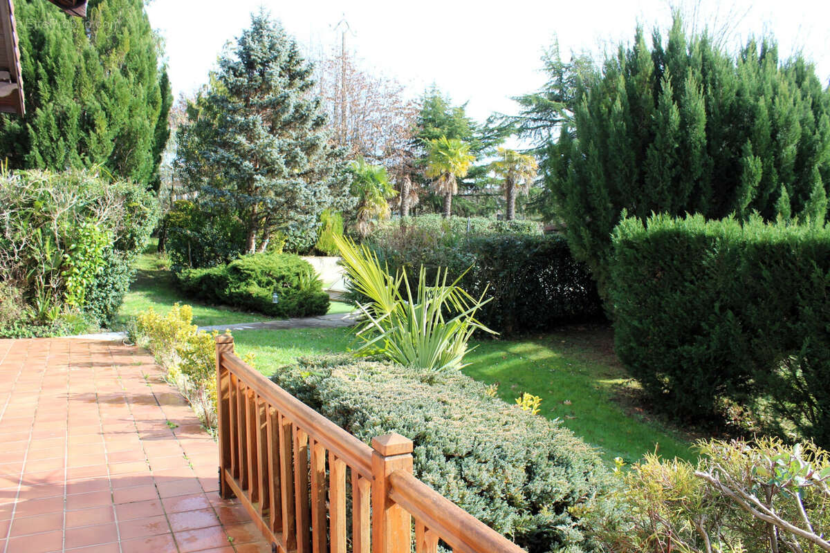 Maison 164 m² à Lacassagne  - photo 2