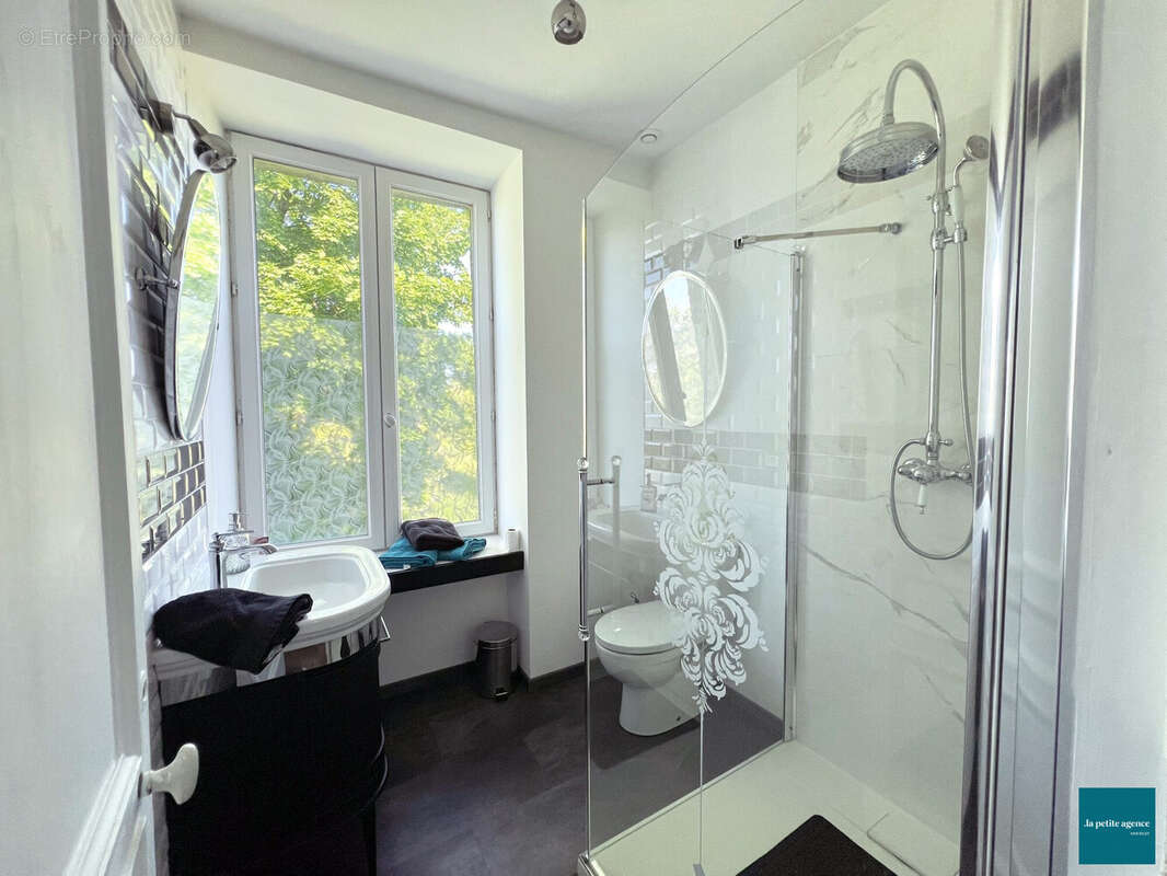 Maison à LE BENY-BOCAGE